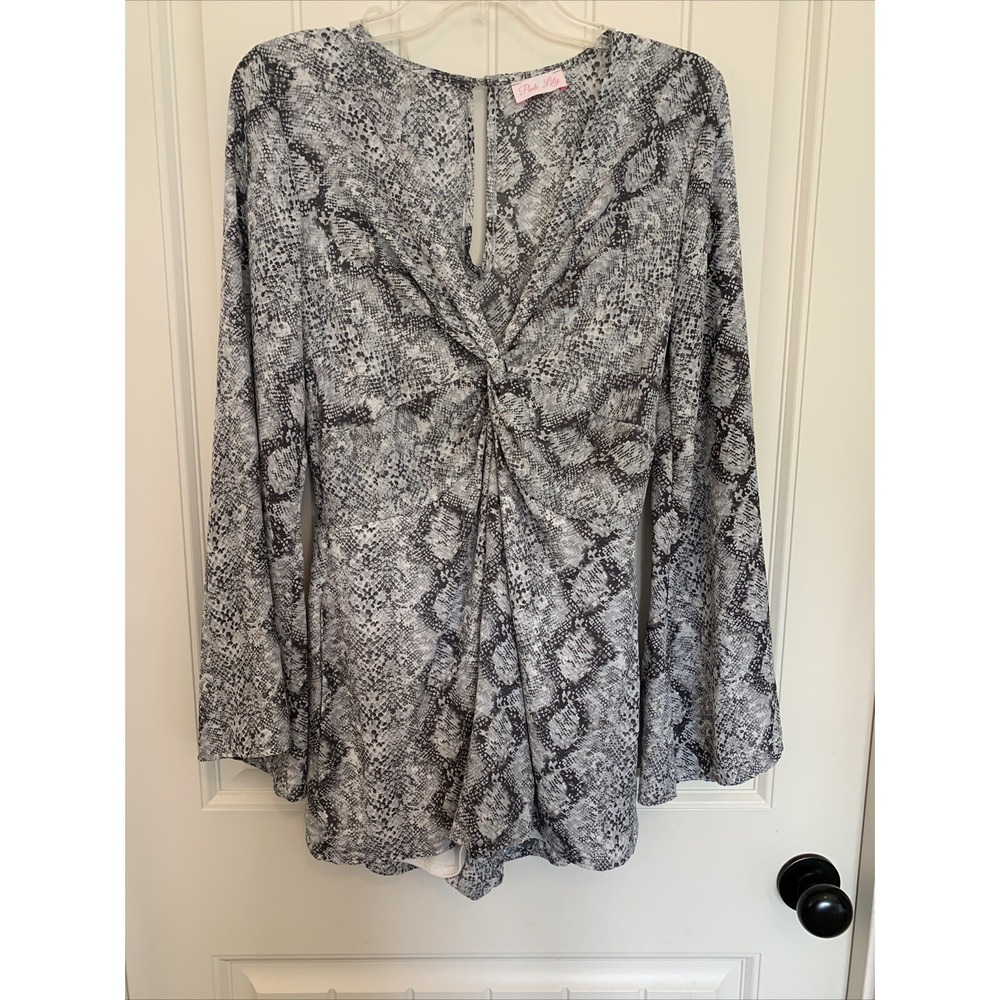 Pink Lily Snakeskin Print Short Romper Size Small